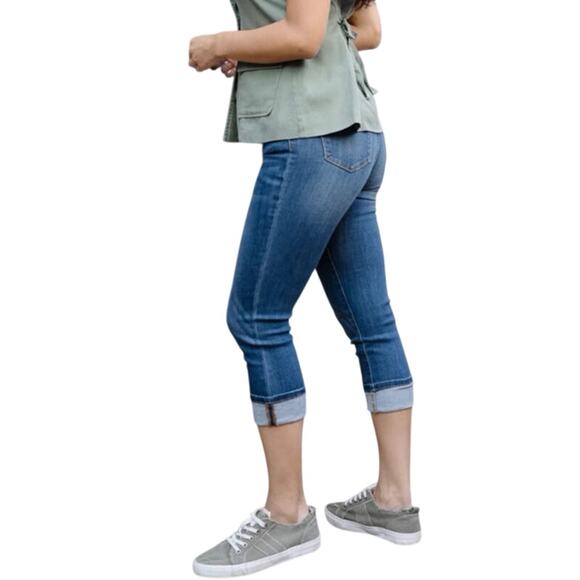 Judy Blue Serenity Mid Rise Capri Jean Dark Wash Stretch JB82154DK Size 9/29 - Picture 3 of 12